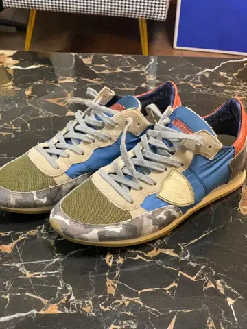 PHILIPPE MODEL 카모플라쥬 스니커즈