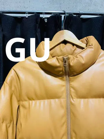 캐러멜 색상 다운 자켓 스탠드 카라