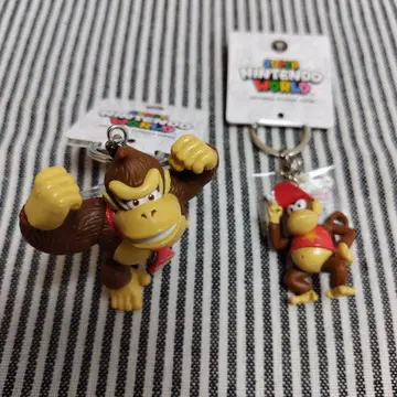 USJ 유니버셜 한정판 돈키콩 디디콩 키링 세트