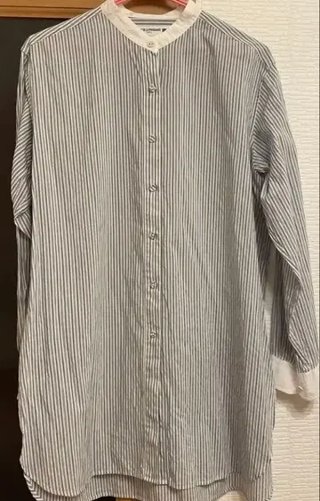 유니클로 이네스 블라우스