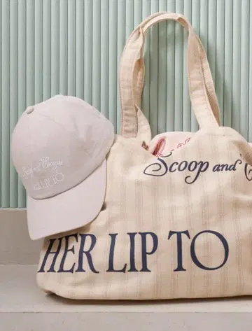 herlipto Scoop and Escape Large Tote