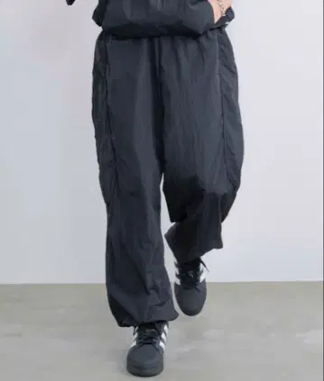 sinss 와이드 스트레이트 나일론 테크 팬츠