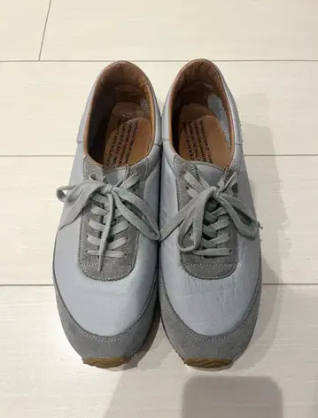 ROF 캐나디안 밀리터리 트레이너 초기 모델 가죽