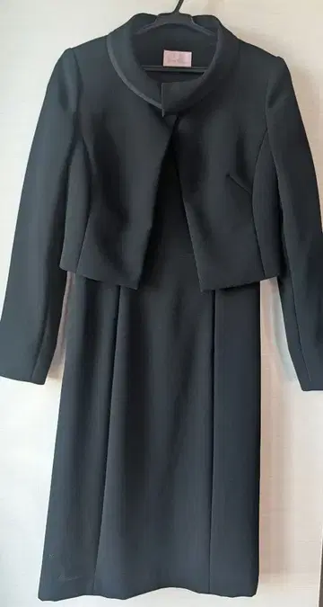 도쿄 소와르 블랙 원피스 수트 (자켓 포함) 7호