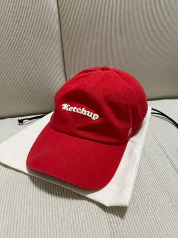 Ketchup 로고 자수 캡