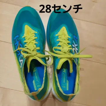 호카 로켓 X 러닝화