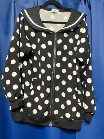 물방울 패턴 세일러 카라 후드티 drug honey