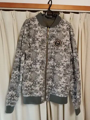 CHABOS 카모플라쥬 (디지털 카모플라주) & 카키 리버서블 점퍼