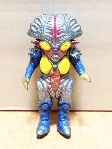 구 800 벤젠 외계인 16cm 울트라맨 젠 소프비 307