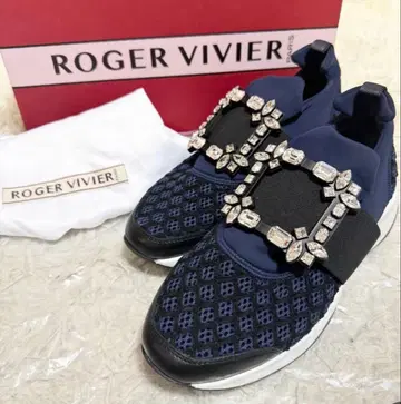 ROGER VIVIER 비쥬 장식 스니커즈 네이비