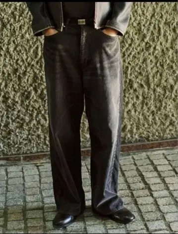 lidnm SUNBURN AGED CORDUROY PANTS