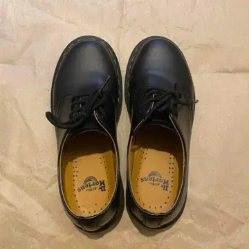 [닥터마틴] 3홀 숏 1461W UK3 (22cm)