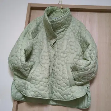 ZARA 라이트 그린 퀼팅 자켓 M