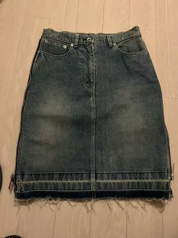 sacai 타이트 데님 스커트