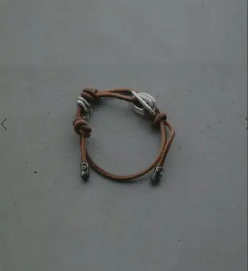 가죽 코드반 팔찌 베이지