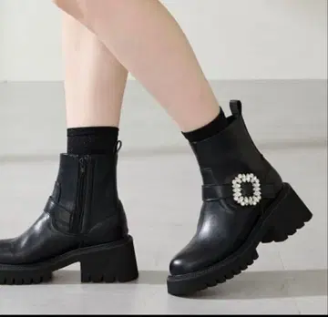 [ 새상품 ] 오리엔탈 트래픽 비쥬 버클 통굽 부츠 통굽 부츠 M