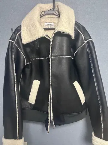 MONO-MART 보아 무스탕 블루종 블랙 M 사이즈