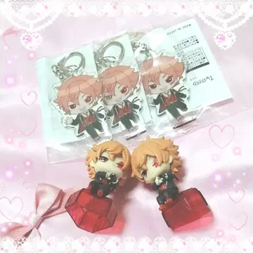 에이스 트라팔가 하피크로 아크릴 키링 트위스테