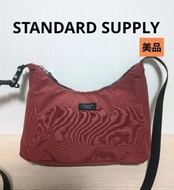 새상품급 STANDARD SUPPLY 트라이앵글 숄더 S