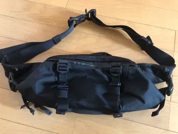 새상품급 code of bell X-pod 슬링백 바디백