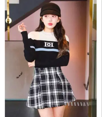 darich 다리치 컬러 라인 DD 리브 니트탑 블랙 새상품급