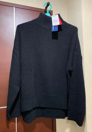 미즈노 브레스서모 스웨터 사이즈 M