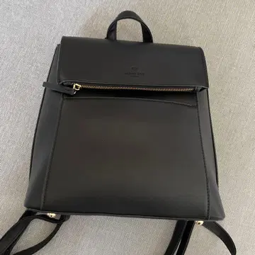 HUND RED 블랙 백팩 [ 새상품 미사용 ]