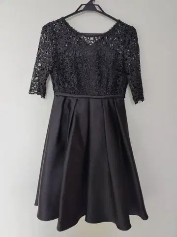 블랙 레이스 원피스