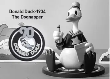 도널드 덕 90주년 기념 팝마트