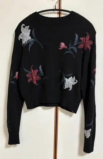 새상품급 SNIDEL 꽃 니트