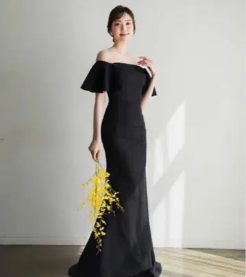 비즈스윗 오프숄더 블랙 머메이드 웨딩 드레스