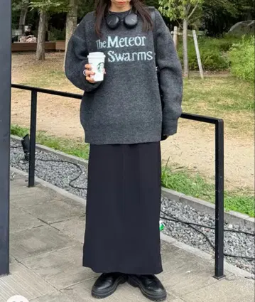 [택 포함 새상품] Ungrid 언그리드 로고 루즈 니트 차콜 그레이