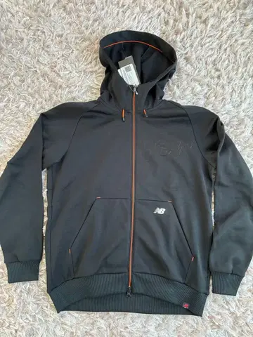 뉴발란스 골프 경량 보온성 종이상자 니트 풀 집업 후드티 사이즈 4