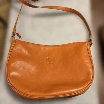 일비종떼 초승달 2way 가죽 숄더백 L 사이즈