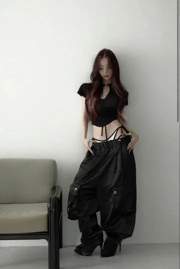 theredthread S pierce cargo pants 새틴