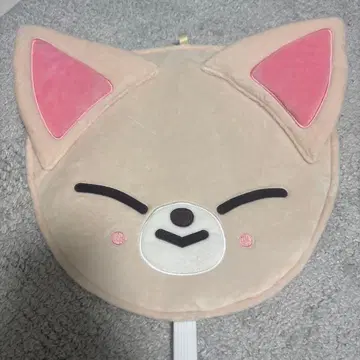 I.N 고양이 귀 디자인 부채