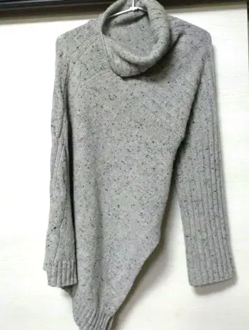 센소유니코 i+mu 그레이 긴팔 니트 스웨터 사이즈 40 마츠오 인터