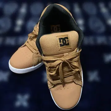 DC USA 브라운 스니커즈 27cm 컨디션 최상