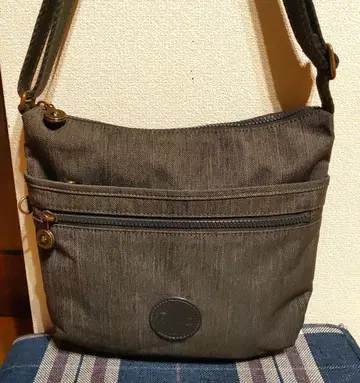 키플링 숄더백 그레이 데님 새상품급