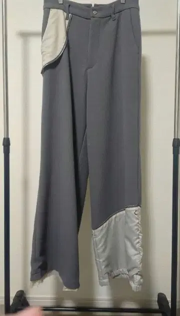 [ GRANCY ] 리버스 레이어드 디자인 슬랙스 M