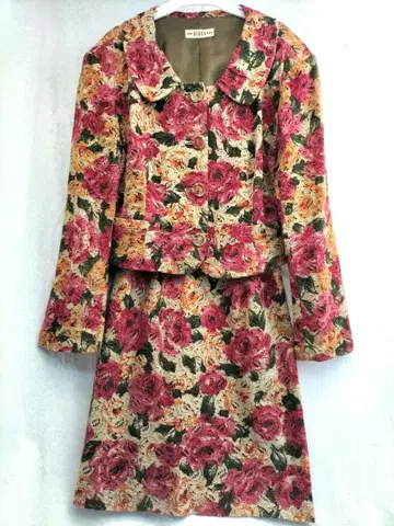 로즈 패턴 레이스 셋업