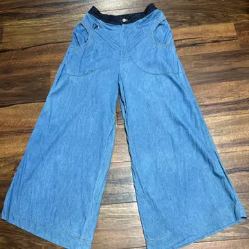 츠모리치사토 넉넉한 데님 팬츠!