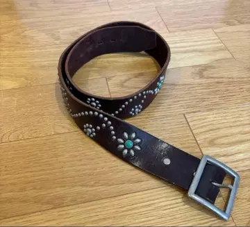 HTC 에이치티씨 플라워 스터드 벨트