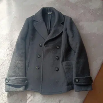 Chris montez 울. 피코트 정가 25000엔 정도. 고급