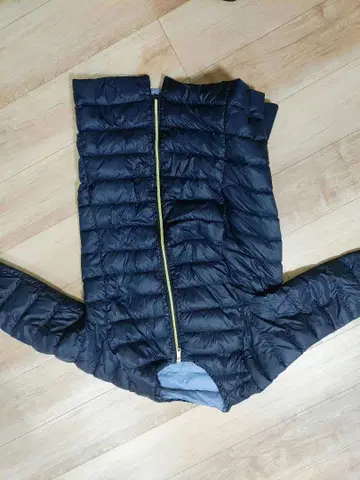 네이비 퀼팅 다운 자켓