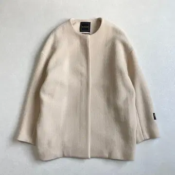 새상품급 22AW 플라스테 만테코 노카라 하프 코트 S 아이보리