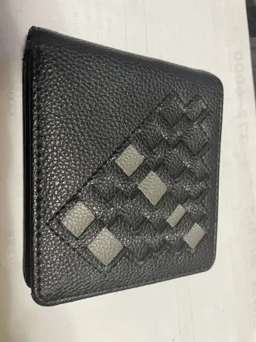 뜨개질 무늬 블랙 접이식 지갑