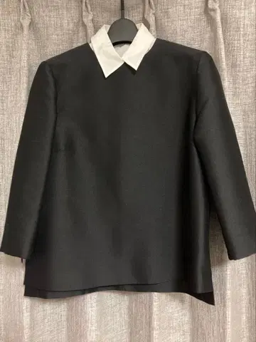 (미사용) 라운지 드레스 Awfully 블랙 긴팔 상의 화이트 카라 부착