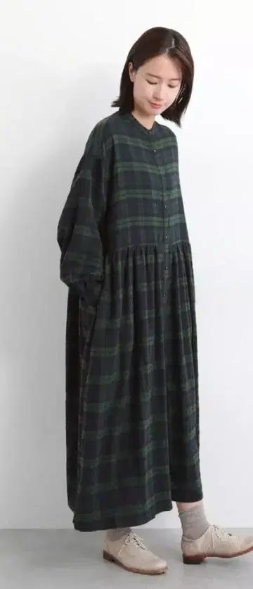 택 포함 새상품 ista-ire 기모 개더 체크 원피스 그린