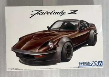 프라모델 1/24 닛산 S30 페어레이디 Z 에어로 커스텀 '75